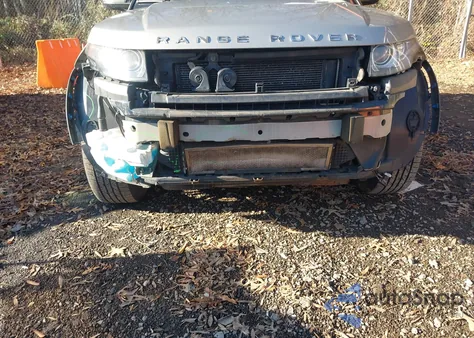 2013 Land Rover Range Rover Evoque Pure from USA, damaged, VIN SALVV2BG7DH810352